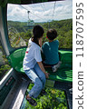 Skyrail boarding with Diamond View (facing right) 118707595