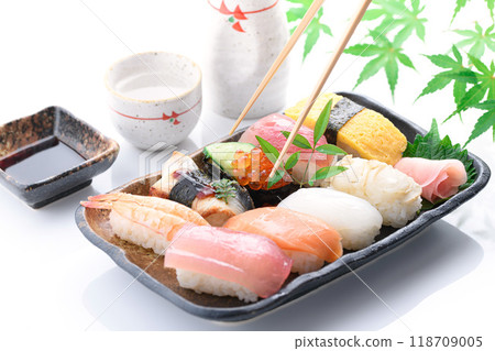 Sushi (white background) 118709005