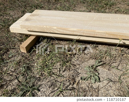 Preparing lumber for priming and painting 118710187