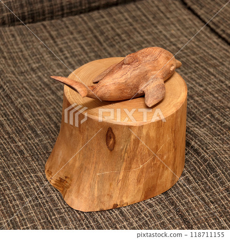 Sculpture, classroom, cherry tree, dolphin, dolphin, mammal, sea, cute, adorable, one point 118711155