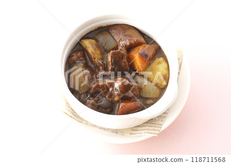 大廳牛肉燉菜和肉 大廳牛肉燉菜和肉 118711568