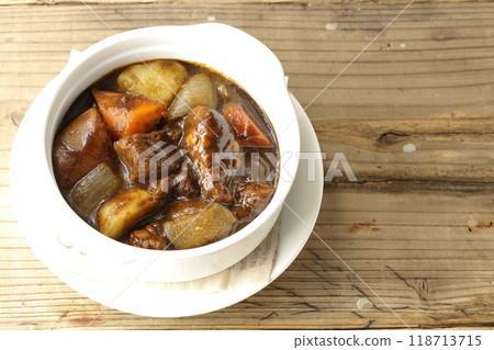 Beef stew with lots of meat and vegetables Beef stew with lots of meat and vegetables 118713715