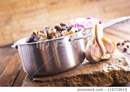 marinated mushrooms in metal bowl 118719618