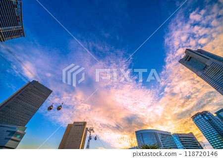 Yokohama cityscape in Japan in September. Overlooking the Yokohama Landmark Tower and the Minato Mirai district, with Sakuragicho Station in the background. (26th) 118720146