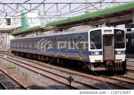 415 series train that once ran on the JR Mito Line and Joban Line_Photo taken on 5/4/2010 118721687