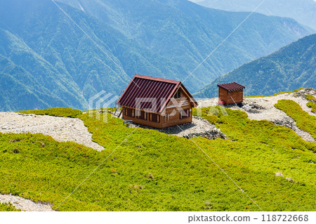 初夏南阿爾卑斯大河內岳 攀登大河內岳避難小屋 118722668