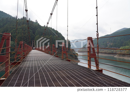Zao bridge 118728377