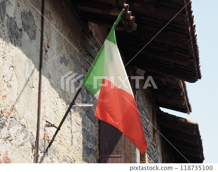 Italian flag of Italy 118735100