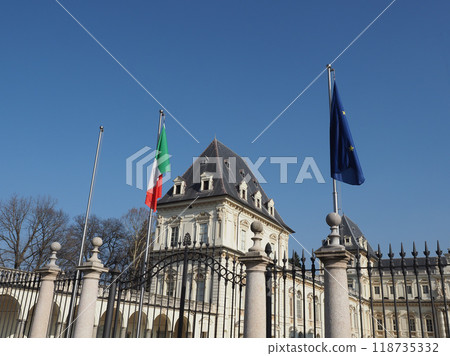 Castello del Valentino in Turin 118735332