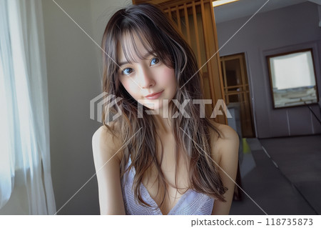 A cute woman with a mature and cute atmosphere 118735873