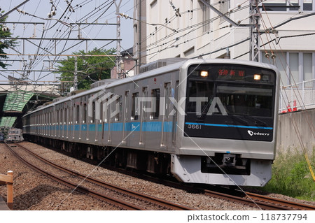 3000 series train running on the Odakyu Odawara Line, photographed on 5/17/2010 118737794