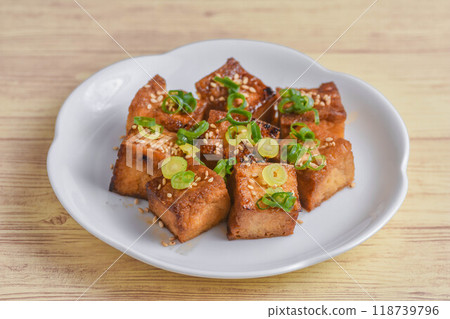 Teriyaki fried tofu 118739796