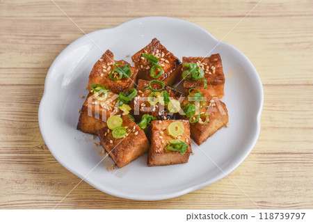 Teriyaki fried tofu 118739797