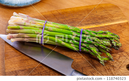 Raw asparagus for making delicious healthy lunch. Healthy eating concept 118740323