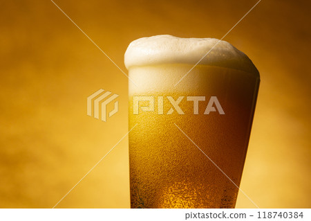 Delicious beer 118740384