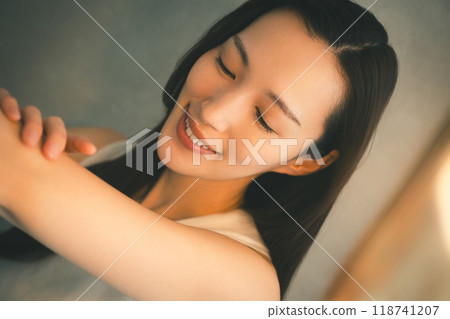 Upper arm care Upper arm care 118741207