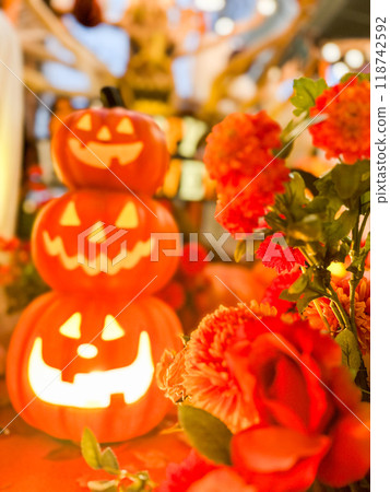 Halloween pumpkin Halloween pumpkin 118742592