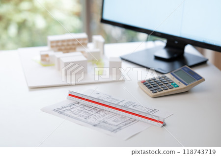 Construction management/architect/desk work Construction management/architect/desk work 118743719