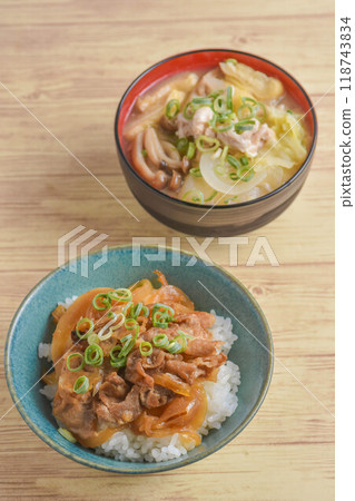 Pork bowl of rice with ginger Pork bowl of rice with ginger 118743834