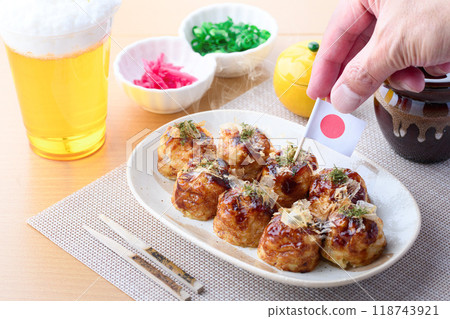 盤子裡的章魚燒 盤子裡的章魚燒 118743921
