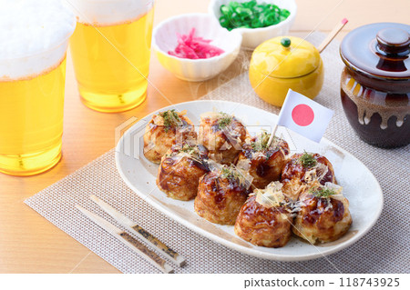 Takoyaki served on a plate 118743925