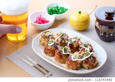 Takoyaki served on a plate Takoyaki served on a plate 118743940