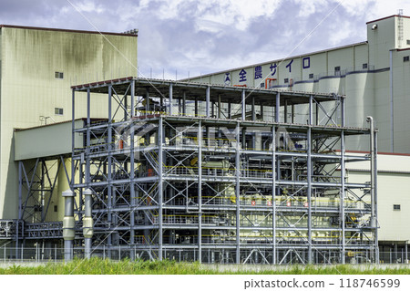 Tamashima Harbor Island Zennoh Silo Grain Silo Kurashiki City, Okayama Prefecture 118746599