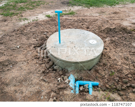 The concrete septic tank. The concrete septic tank. 118747107