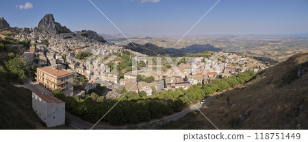 View on Caltabellotta in the south of Sicily, Italy View on Caltabellotta in the south of Sicily, Italy 118751449