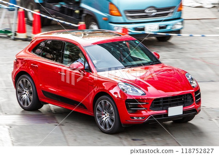 Porsche 118752827