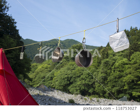Blue sky, red tent, cup lantern Blue sky, red tent, cup lantern 118753027