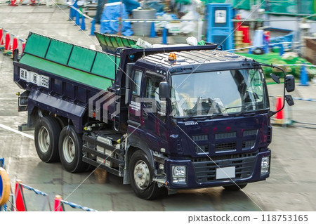 Dump truck Dump truck 118753165