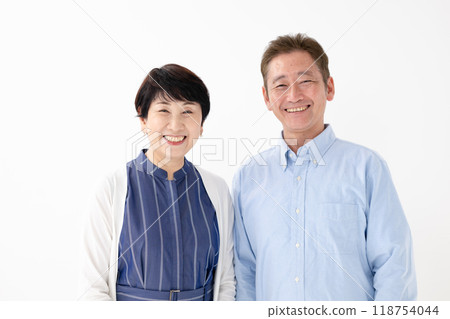 Senior couple portrait Senior couple portrait 118754044