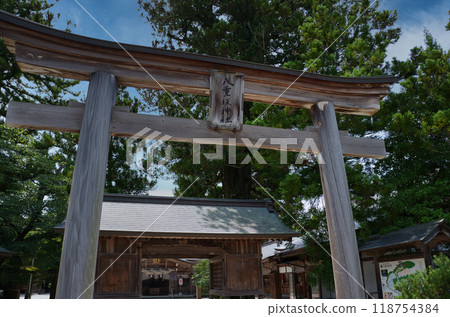 <Shimane Prefecture> Yaegaki Shrine First Torii Gate Zuishinmon Gate 118754384