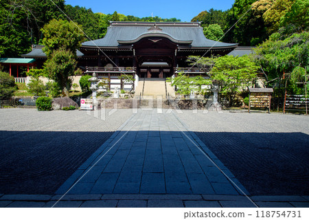 綠樹環繞的近江神社參拜殿 118754731