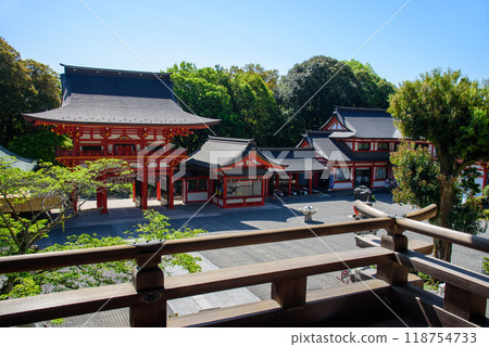 The vermilion-painted tower gate seen from the worship hall of Omi Shrine 118754733