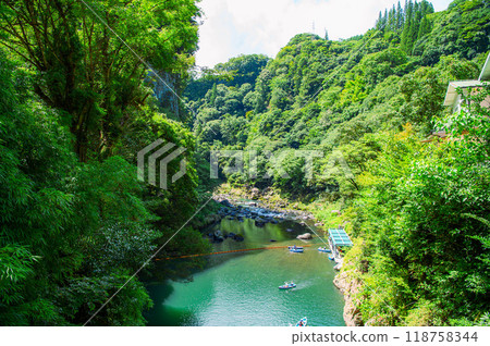 Takachiho Gorge of Midsummer Takachiho Gorge of Midsummer 118758344