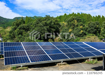 Solar panel Solar panel 118760245