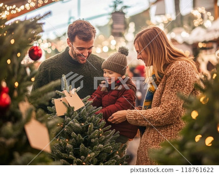 Family Choosing a Christmas Tree Together Family Choosing a Christmas Tree Together 118761622