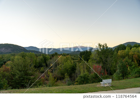A beautiful view of mountains in White Mountain National Forest. 118764564