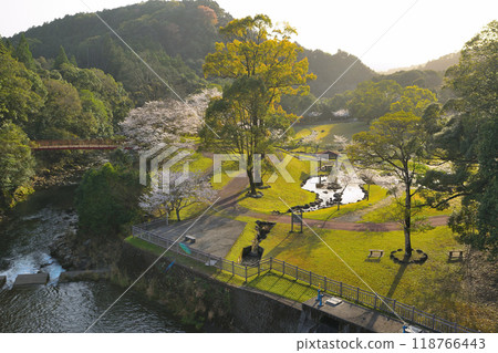 Tosoike Park 118766443