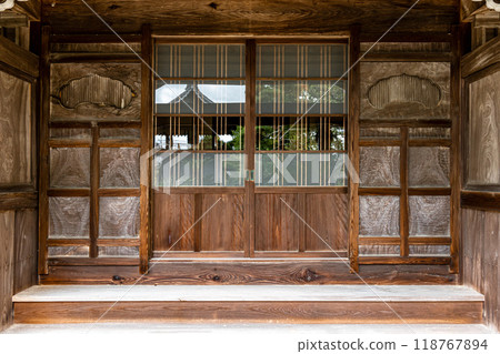 Entrance of an old traditional Japanese building, 118767894