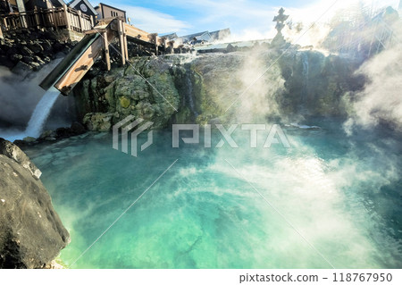 Blue hot spring 118767950