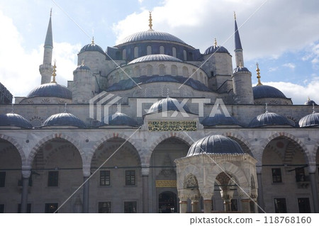 Fountain and dome of the Blue Mosque, Istanbul, Turkey Fountain and dome of the Blue Mosque, Istanbul, Turkey 118768160