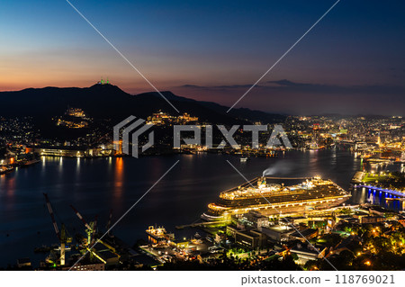 Cruise ship arriving at Nagasaki Port (Adora Magic City) Night view from Mt. Nabekanmuri [Nagasaki City] 118769021