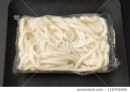 冷凍烏龍麵 帶有冷氣的冷凍烏龍麵 118769486