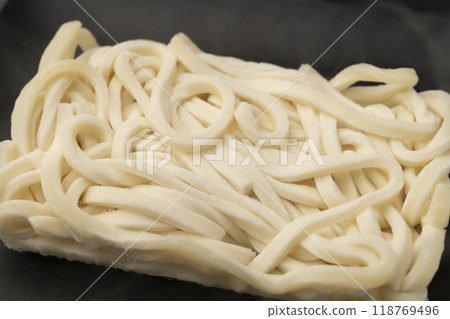 Frozen udon noodles Cold udon noodles 118769496