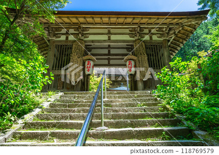 Nitenmon Gate (Important Cultural Property) at Kongorinji Temple (Koto Sanzan), Aisho-cho, Aichi-gun, Shiga Prefecture 118769579