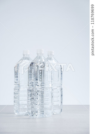 Long-term storage water bottle Long-term storage water bottle 118769699