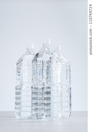 Long-term storage water bottle 118769724
